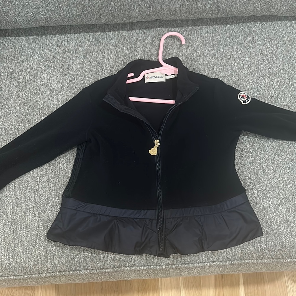 Kids moncler sweatshirt / jacket size 4